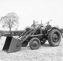 En 1949, uno de los Hitos de la Historia JCB.